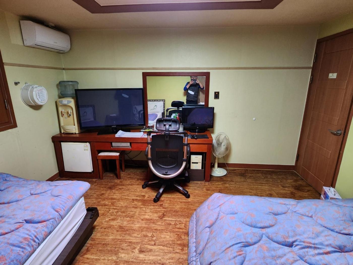 Plus Motel Gwangju Metropolitan City Ngoại thất bức ảnh